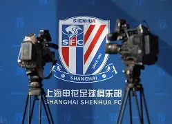 爱游戏官方入口-转会期中超传出新动向，罗马篮板制胜，管理层表态：压力陡增，训练强度明显提升(2024罗马夏季转会最新消息)