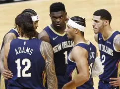 爱游戏-加时赛结束后球员可以暂时回到替补席